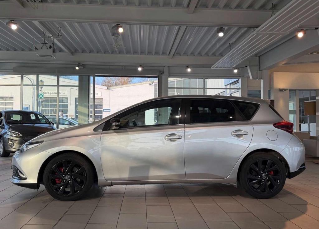 TOYOTA AURIS Hybrid (2016), Argent ou Gris, Achat, Euro 6, Noir