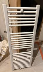 Radiateur sèche-serviettes blanc à iivendre, Enlèvement, Utilisé, Radiateur