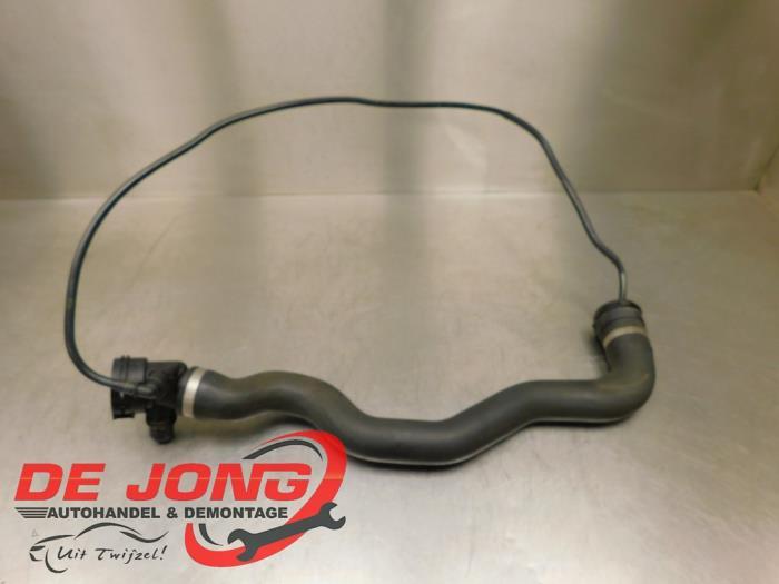 Tuyau radiateur d'un BMW 3-Serie, -, 3 mois de garantie, Utilisé, -