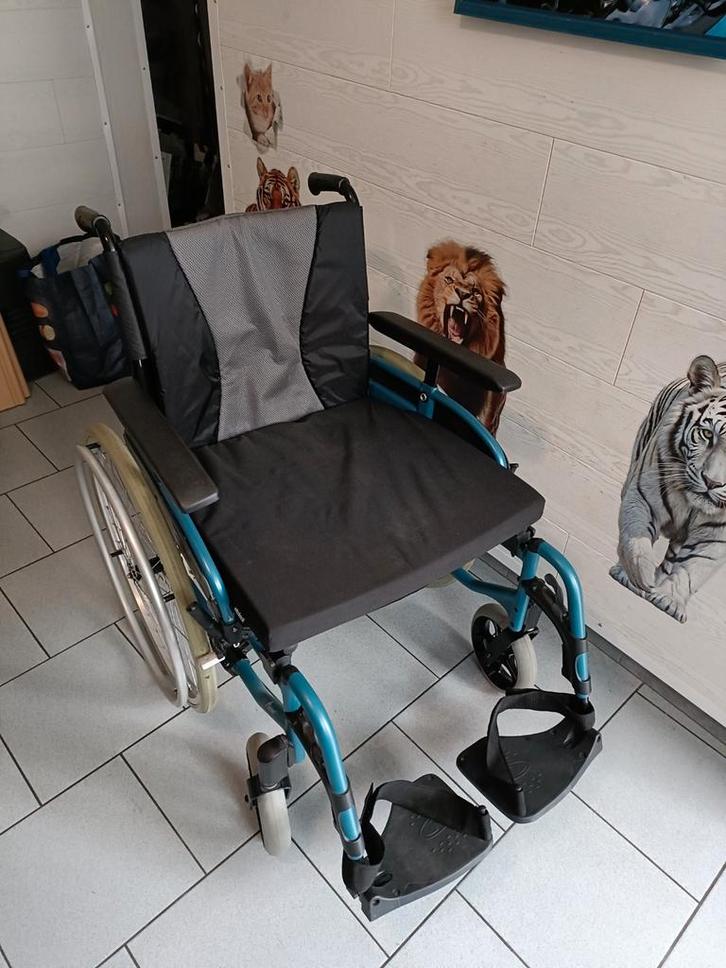 Chaise roulante pliable et démontableINVACARE ACTION3 XL50cm, Divers, Chaises roulantes, Enlèvement