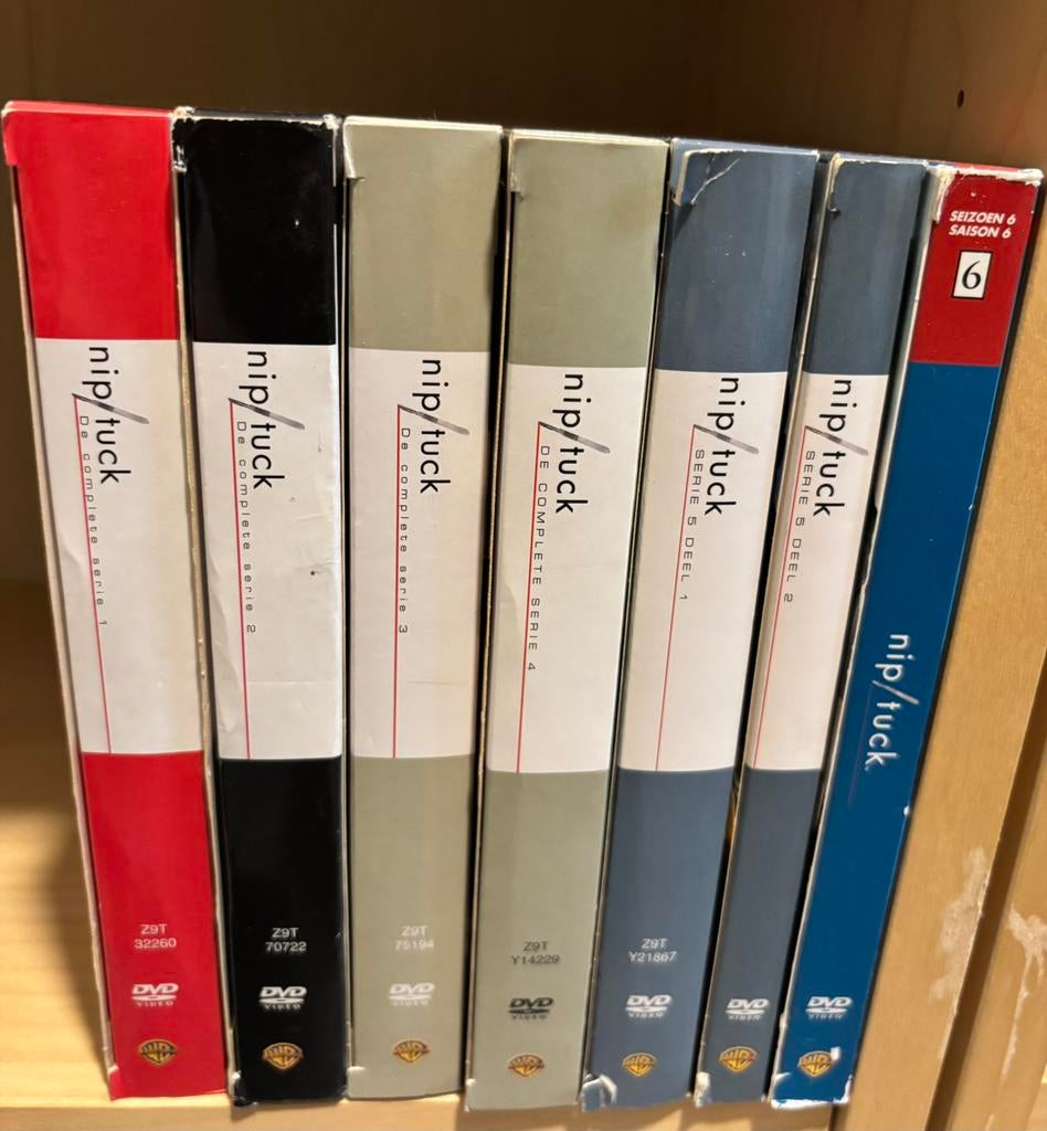 DVD de la série complète Nip/Tuck — saisons 1 à 6, CD & DVD, DVD | TV & Séries télévisées, Enlèvement, Utilisé, Coffret
