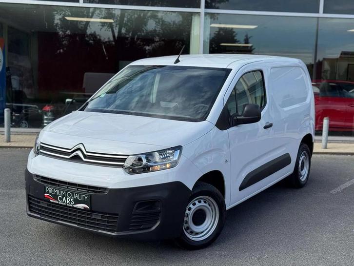 Citroën Berlingo 3ZIT / CARPLAY / PARKEERSENSOREN / AIRCO /, Auto's, Bestelwagens en Lichte vracht, Bedrijf, Te koop, ABS, Airbags