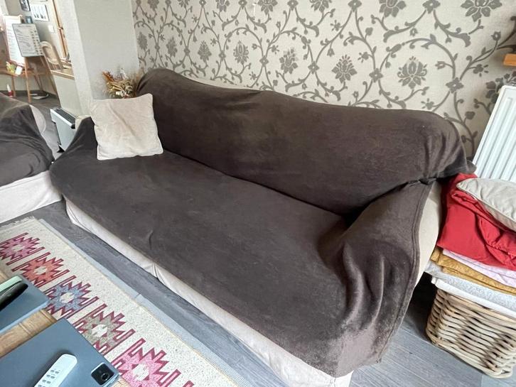 zetel/sofa/salon gratis af te halen Tielt, Huis en Inrichting, Zetels | Zetels, Gebruikt, Rechte bank, Driepersoons, Stof, Ophalen