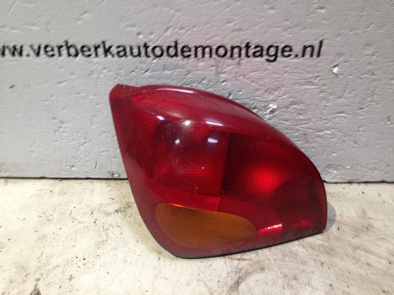 FEU ARRIÈRE GAUCHE Ford Fiesta 4 (01-1995/01-2002), Autos : Pièces & Accessoires, Éclairage, Ford, Utilisé