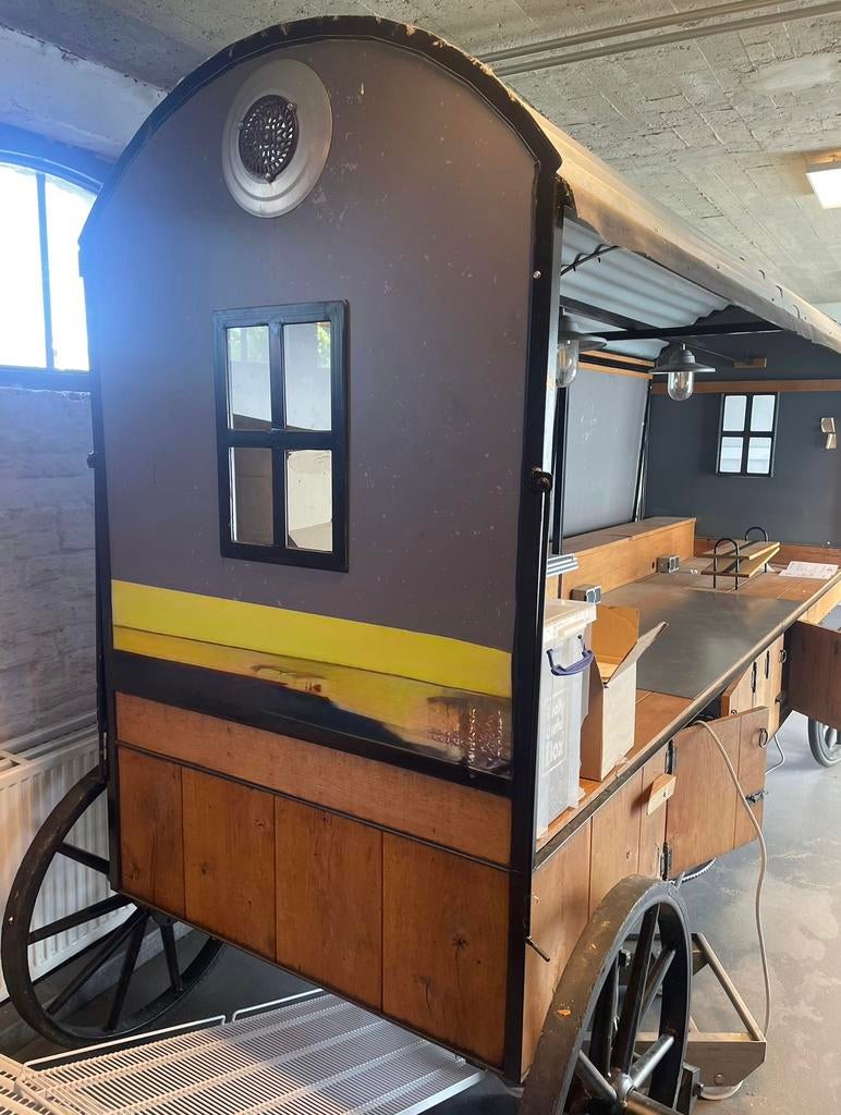 Eyecatcher huifkar/ toonbank/ bijkeuken, Ophalen