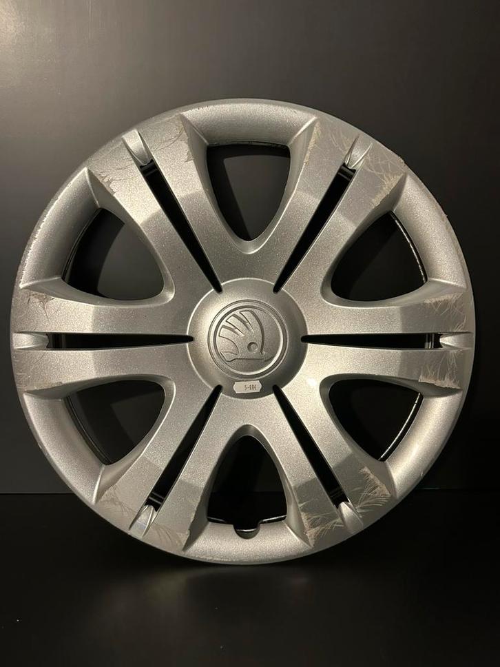 1 originele Skoda Fabia octavia roomster 15" wieldop, Auto diversen, Wieldoppen, Gebruikt, Ophalen of Verzenden