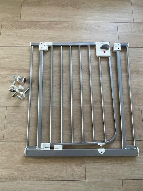 Kinderhekje Quax voor trap- en deuropening, Enfants & Bébés, Barrières, Utilisé, Barrière de sécurité, Métal ou Fer, moins de 100 cm