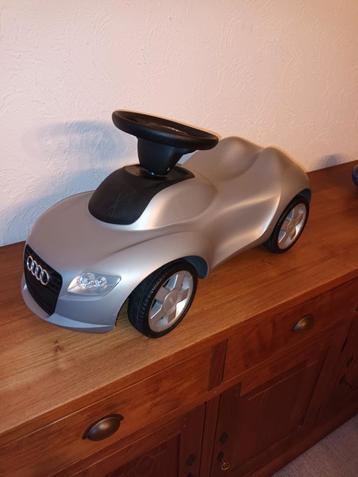 Voiture Audi enfant (trotteur) disponible aux enchères