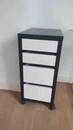Ladeblok, Ophalen, Minder dan 50 cm, Gebruikt, 3 of 4 laden