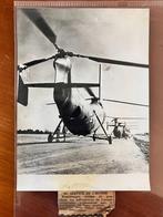 Nr. 52 - Persfoto 1956 - Amerikaanse helikopters, Ophalen of Verzenden, Foto