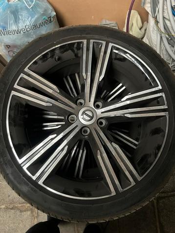 Originele volvo velgen beschikbaar voor biedingen