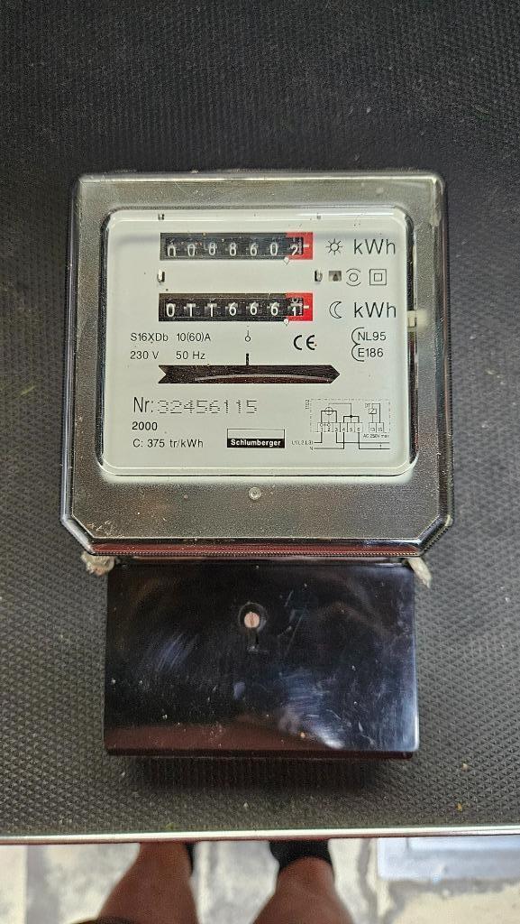 Kilowattuur meter, Doe-het-zelf en Bouw, Meetapparatuur, Zo goed als nieuw, Elektriciteit, Ophalen of Verzenden