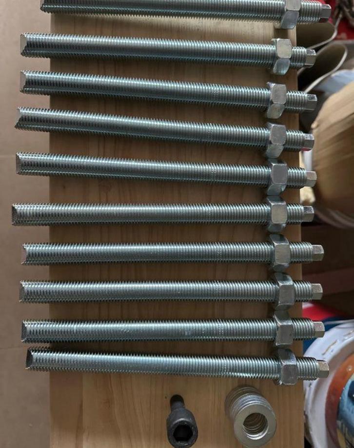 Tige d’ancrage WURTH, Tige à scellement Wurth, Doe-het-zelf en Bouw, IJzerwaren en Bevestigingsmiddelen, Zo goed als nieuw, Ophalen