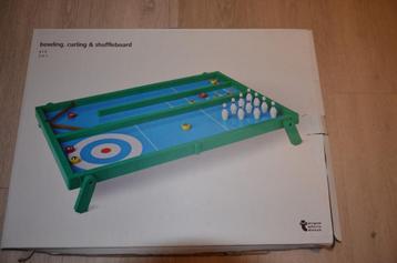 Kleurrijk 3-in-1 houten spel beschikbaar voor biedingen