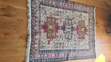 Handgemaakt tapijt 110 x 145 beschikbaar voor biedingen
