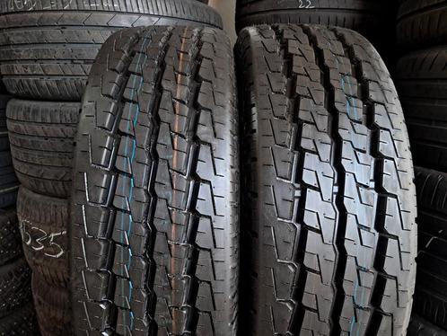 225/75/15C 225+75+15C 225/75R15C nouveau TOYO d'été, Autos : Divers, Pièces de sport automobile, Comme neuf, Enlèvement