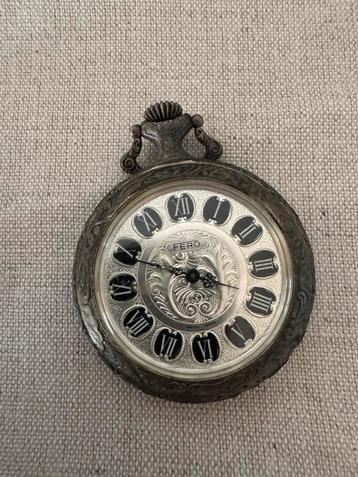 Montre ancienne de poche Fero, Enlèvement