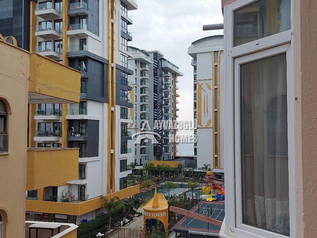 Appartement 3+1 à seulement 150 mètres de la mer, Immo, Étranger, Turquie, Appartement, Ville