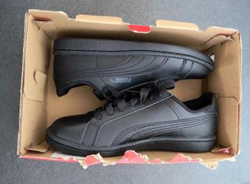 Zwarte sneakers puma, maat 35,5 beschikbaar voor biedingen