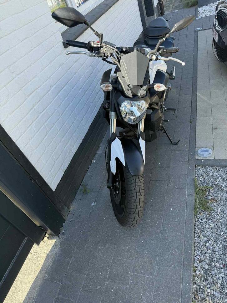 Yamaha mt07 2017, Motoren, Motoren | Yamaha, Particulier, Sport, 12 t/m 35 kW, 2 cilinders, Minimaal motorrijbewijs A2, ABS, Cardan-aandrijving