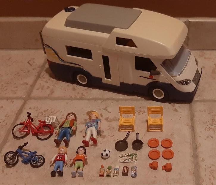 Playmobil camper, Kinderen en Baby's, Speelgoed | Playmobil, Zo goed als nieuw, Ophalen of Verzenden