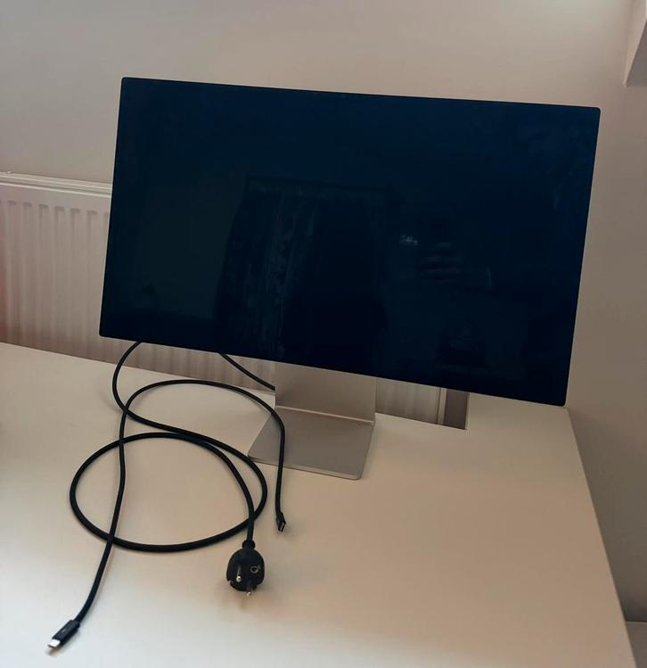 Apple Studio display 2024, Computers en Software, Monitoren, Zo goed als nieuw, Ophalen