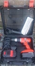Black & Decker accu boormachine, Ophalen of Verzenden, Zo goed als nieuw, Boor- en Schroefmachine, Variabele snelheid
