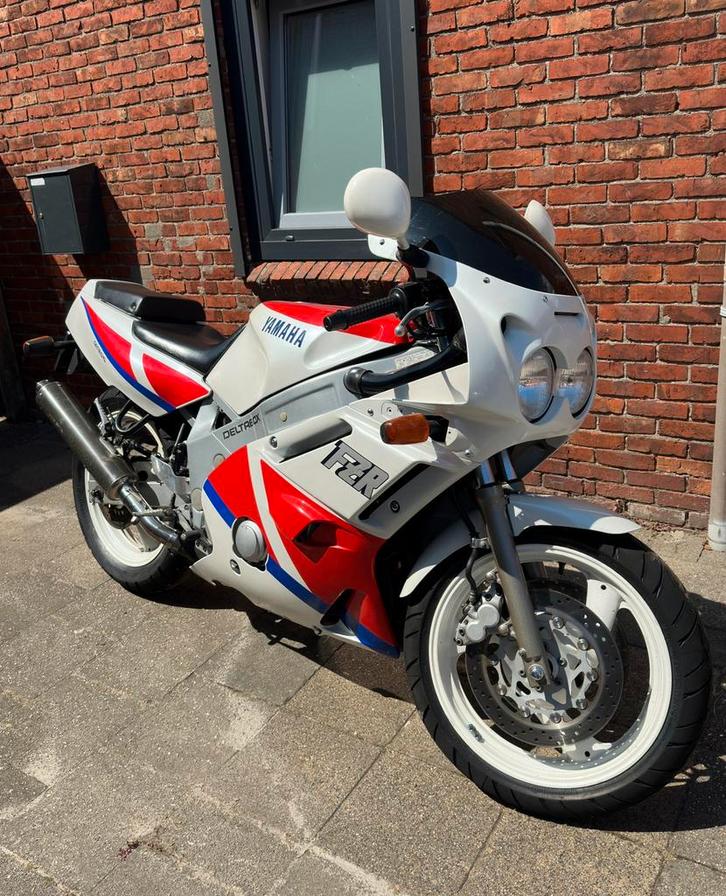 Yamaha FZR 600, Motoren, Motoren | Yamaha, Particulier, Sport, meer dan 35 kW, 4 cilinders, Motorrijbewijs A, Ophalen