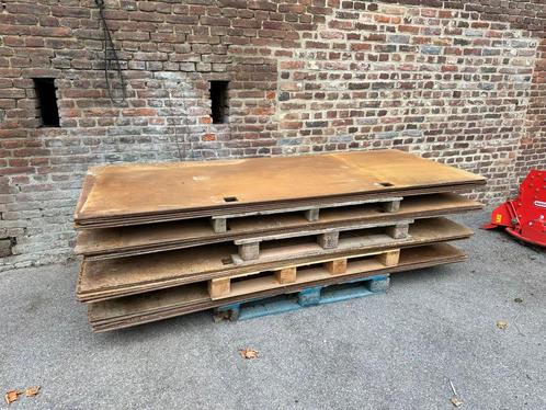 20 metalen rijplaten - met hijshaken en afgeronde hoeken, Doe-het-zelf en Bouw, Metalen, Zo goed als nieuw, Ophalen