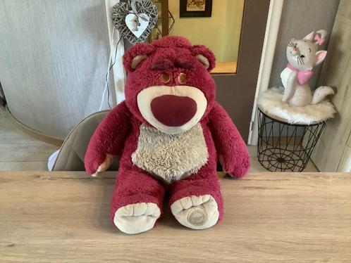 Disney-Pixar Lotso pluche character (39 cm), Kinderen en Baby's, Speelgoed | Knuffels en Pluche, Zo goed als nieuw, Beer, Ophalen of Verzenden