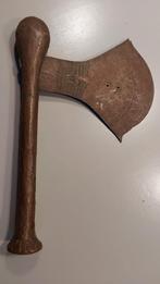 Hache africaine de cérémonie, Enlèvement ou Envoi