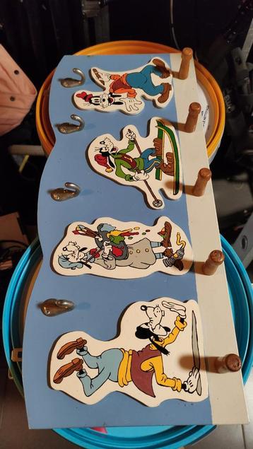 Goofy kapstok  beschikbaar voor biedingen