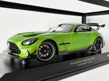 Mercedes AMG GT Black Series 1/18 Minichamps Groen Nieuw beschikbaar voor biedingen