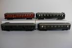 Märklin 4 personenwagens (grijs dak), Hobby en Vrije tijd, Wisselstroom, Gebruikt, Wagon, Ophalen of Verzenden