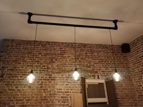 hanglampen (model 3st) zwarte stalen buis industrial look, Huis en Inrichting, Lampen | Hanglampen, Zo goed als nieuw, 50 tot 75 cm