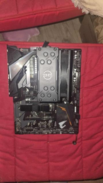 pc parts moederbord/CPU/cooler beschikbaar voor biedingen