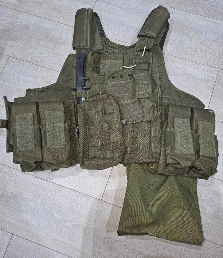 tactice vest mil-tec airsoft, Sport en Fitness, Schietsport-accessoires, Zo goed als nieuw, Ophalen