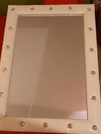 Witte spiegel met (nep) leren rand en diamanten (ook nep), Ophalen, Rechthoekig, 50 tot 75 cm, Minder dan 100 cm