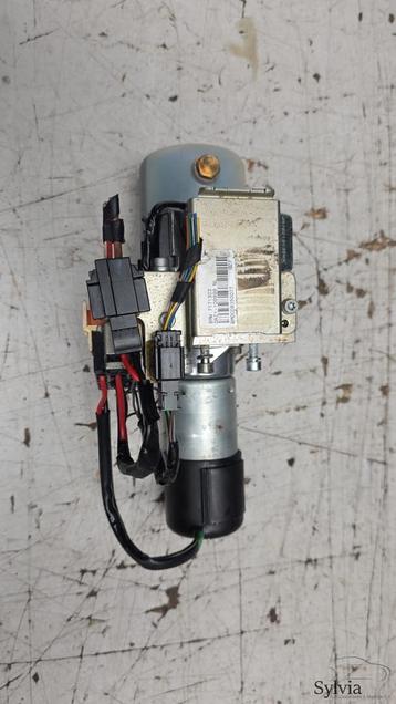 Hydraulische cabriodak pomp BMW 1 serie E88 54347190715 7190 beschikbaar voor biedingen