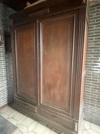 Grote hal kast, Enlèvement