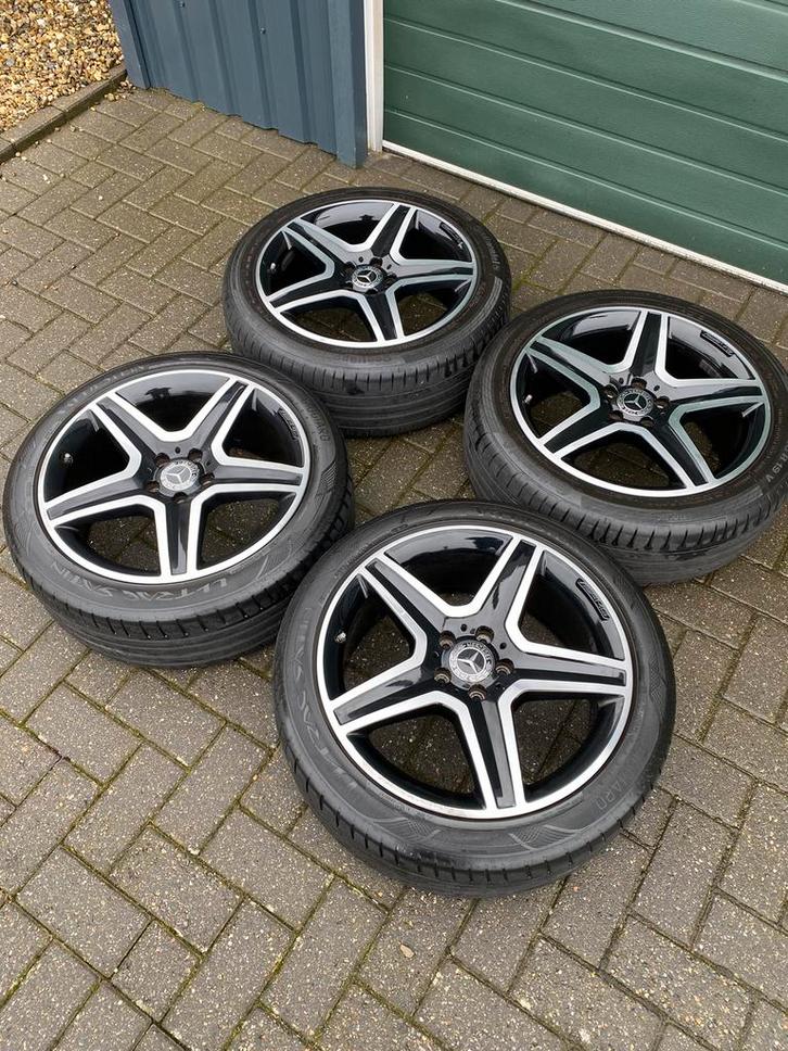 Originele 19" Mercedes AMG Velgen (GLA, Vito, V-klasse,…) , Autos : Pièces & Accessoires, Pneus & Jantes, Jante(s), Pneus été