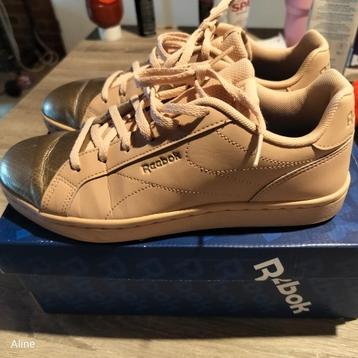 Reebok schoenen maat 39 beschikbaar voor biedingen