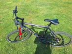 Trek 820 herenfiets, Fietsen en Brommers, Ophalen, Gebruikt