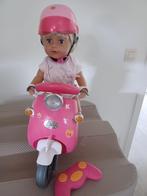 Baby Bjorn pop scooter, paardjes en kleding accessoires, Ophalen, Gebruikt, Babypop