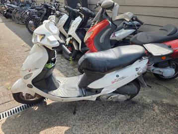 Peugeot vclic a klasse (gent-deinze) beschikbaar voor biedingen