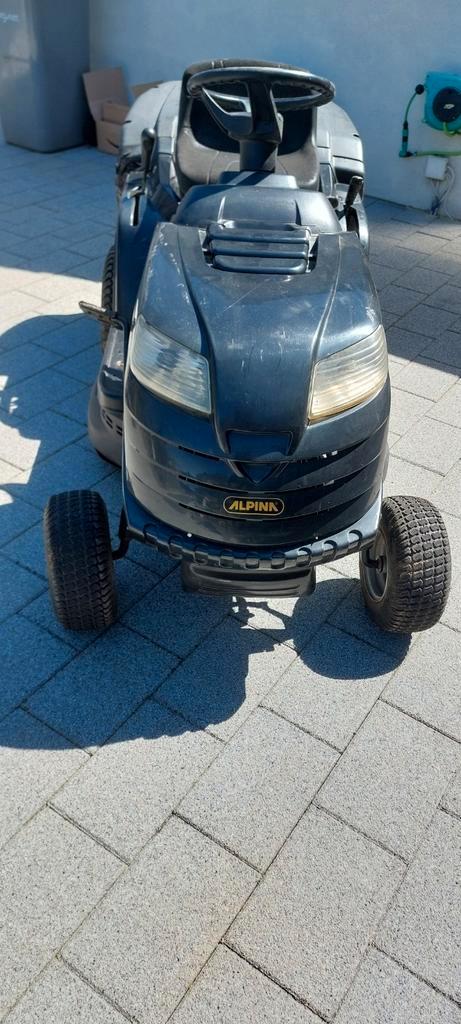 Zitmaaier Te Koop Merk Alpina, Tuin en Terras, Zitmaaiers, Gebruikt, Opvangbak, Ophalen of Verzenden