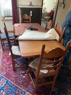 Eetplaats vol eiken tafel en 6 stoelen met rieten zitting, Antiek en Kunst, Ophalen