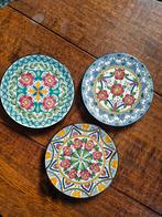 3x verschillende kleurrijke borden 23cm Ceramar / wandborden, Enlèvement