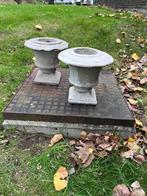 Paar stenen bloempotten, Tuin en Terras, Ophalen, Steen, Gebruikt, Tuin