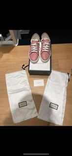 Authentieke Gucci sneaker lichtroze Nieuw!, Kleding | Dames, Schoenen, Nieuw, Gucci, Roze
